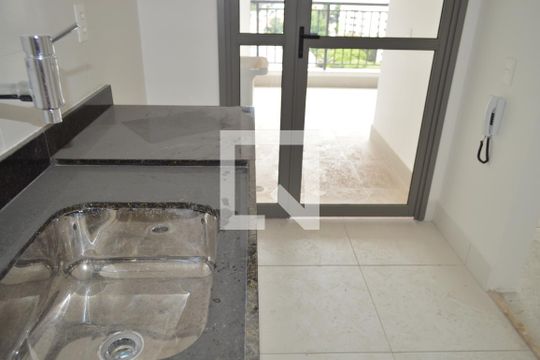 Cozinha de apartamento à venda com 2 quartos, 71m² em Vila São José, São Paulo