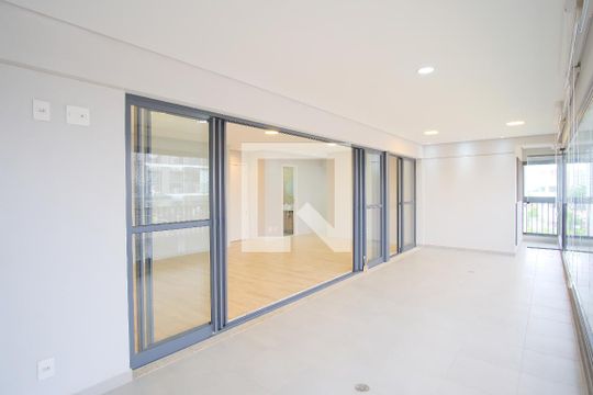 Varanda de apartamento à venda com 2 quartos, 123m² em Tatuapé, São Paulo
