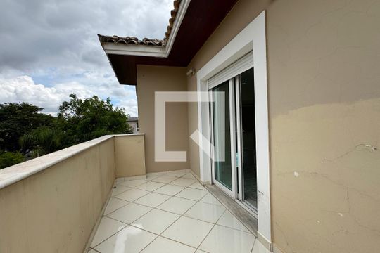 Varanda da Sala de casa de condomínio para alugar com 3 quartos, 350m² em Jardim Julio, Barueri