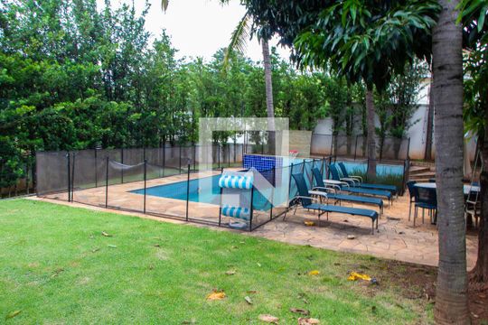 Área Externa de casa de condomínio à venda com 3 quartos, 480m² em Loteamento Alphaville Campinas, Campinas