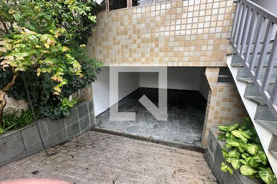 Área comum de casa à venda com 3 quartos, 190m² em Jardim Las Vegas, Santo André