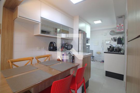 Cozinha de apartamento à venda com 4 quartos, 136m² em Jurubatuba, São Paulo