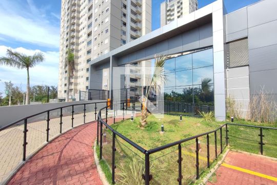 Fachada do Condomínio de apartamento para alugar com 2 quartos, 66m² em Parque Prado, Campinas
