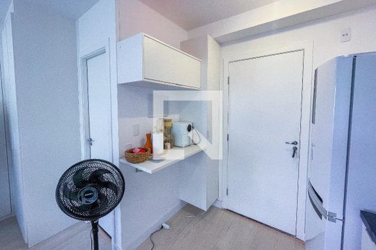 Studio de kitnet/studio à venda com 1 quarto, 24m² em Pinheiros, São Paulo