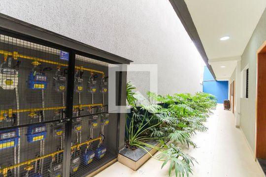 Área comum de apartamento para alugar com 2 quartos, 47m² em Vila Diva (zona Leste), São Paulo