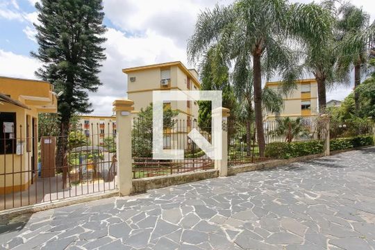 Fachada de apartamento à venda com 2 quartos, 60m² em Passo D’areia, Porto Alegre
