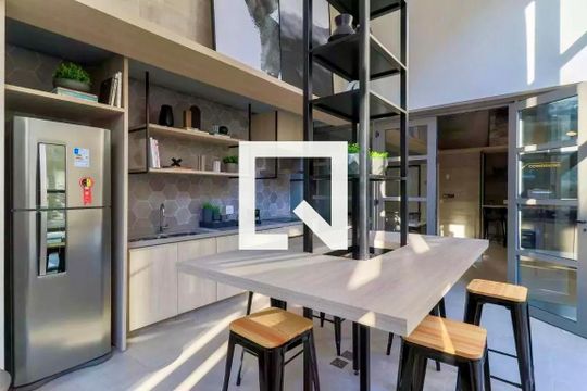 Área comum de kitnet/studio à venda com 1 quarto, 25m² em Campo Belo, São Paulo