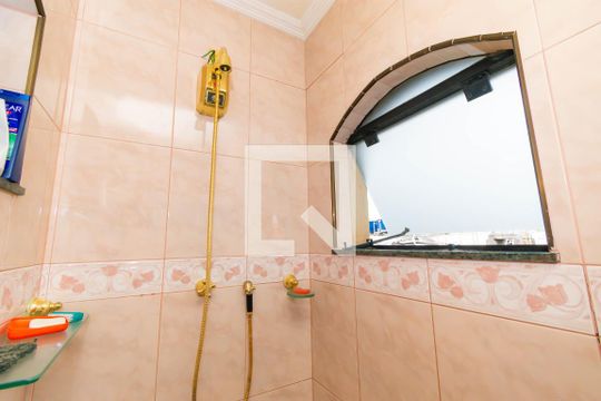 Banheiro da Suíte de casa à venda com 3 quartos, 112m² em Vila Mendes, São Paulo
