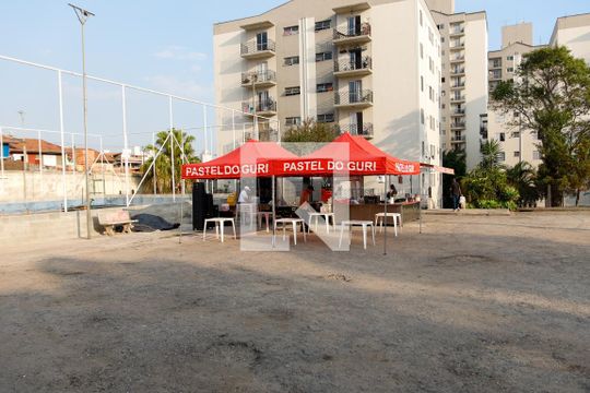 Área comum de apartamento para alugar com 3 quartos, 67m² em Veloso, Osasco
