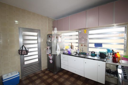 Cozinha 1 de casa à venda com 4 quartos, 330m² em Sítio do Morro, São Paulo