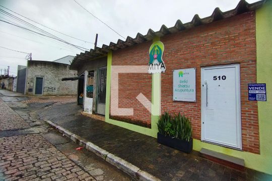 Fachada de casa à venda com 4 quartos, 330m² em Sítio do Morro, São Paulo