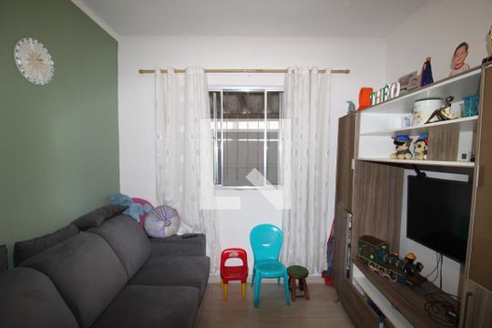 Sala de casa para alugar com 4 quartos, 330m² em Sítio do Morro, São Paulo