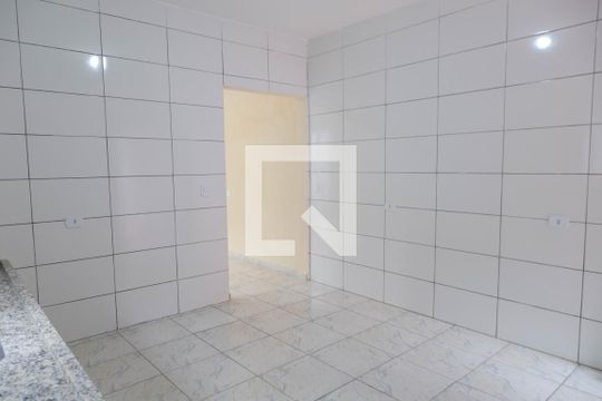 Cozinha de casa para alugar com 2 quartos, 110m² em Jardim Presidente Dutra, Guarulhos