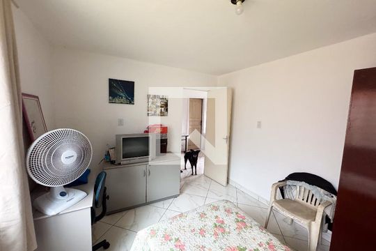Quarto 1 de casa à venda com 3 quartos, 360m² em Santa Cruz Industrial, Contagem