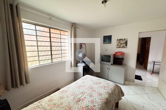 Quarto 1 de casa à venda com 3 quartos, 360m² em Santa Cruz Industrial, Contagem