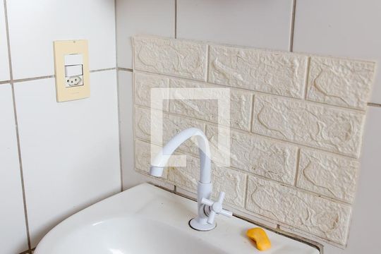 Banheiro 1 de apartamento à venda com 1 quarto, 34m² em Santa Maria, Osasco