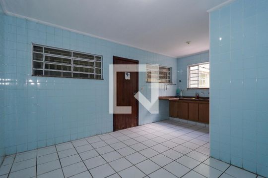 Cozinha de casa à venda com 4 quartos, 283m² em Campo Limpo, São Paulo