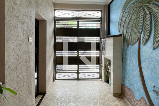 Entrada  de casa à venda com 3 quartos, 247m² em Jardim Independencia, São Bernardo do Campo