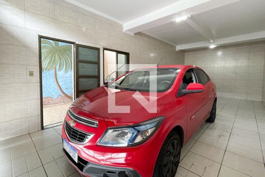 Garagem de casa à venda com 3 quartos, 247m² em Jardim Independencia, São Bernardo do Campo