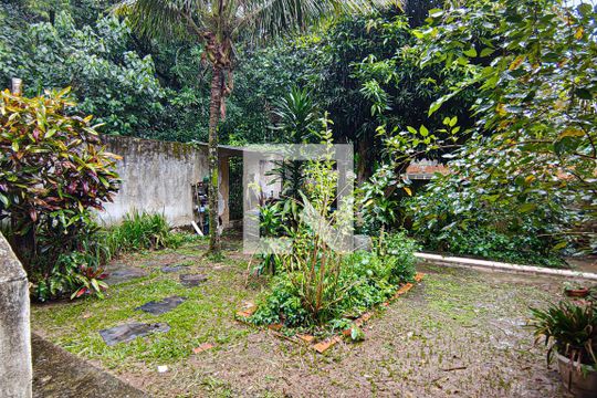 quintal - terreno de casa à venda com 4 quartos, 852m² em Jacarepaguá, Rio de Janeiro