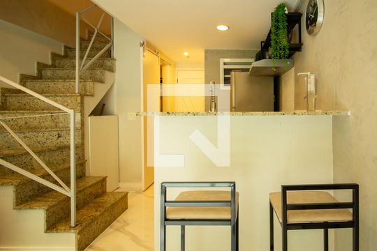 Cozinha  de apartamento para alugar com 1 quarto, 58m² em Lagoa, Rio de Janeiro