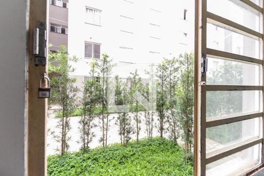 Vista da Sala de apartamento à venda com 2 quartos, 42m² em Jardim Redil, São Paulo