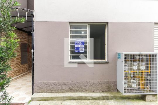 Panela + Placa de apartamento à venda com 2 quartos, 42m² em Jardim Redil, São Paulo