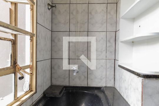 Área de Serviço de apartamento à venda com 2 quartos, 42m² em Jardim Redil, São Paulo