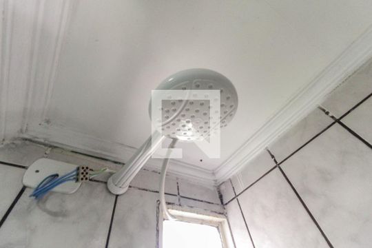 Banheiro de apartamento à venda com 2 quartos, 42m² em Jardim Redil, São Paulo