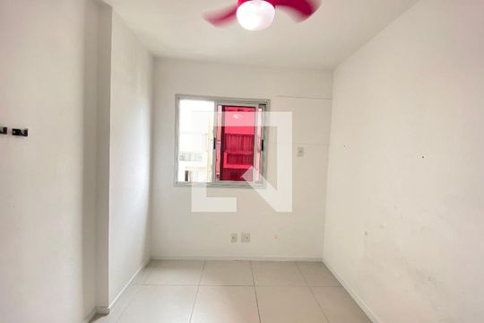 Quarto 1 de apartamento para alugar com 2 quartos, 62m² em Todos Os Santos, Rio de Janeiro