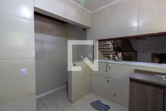 Cozinha de casa à venda com 3 quartos, 115m² em Azenha, Porto Alegre