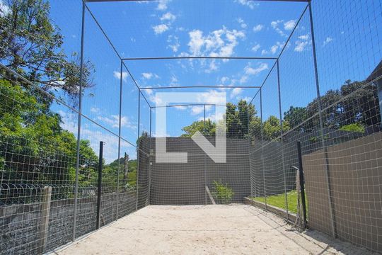 Quadra Esportiva de casa de condomínio à venda com 3 quartos, 125m² em Rondônia, Novo Hamburgo