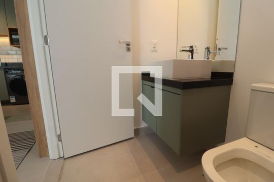 Banheiro de kitnet/studio à venda com 1 quarto, 32m² em Vila Gomes Cardim, São Paulo