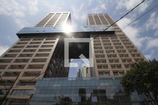 Fachada de kitnet/studio à venda com 1 quarto, 32m² em Vila Gomes Cardim, São Paulo