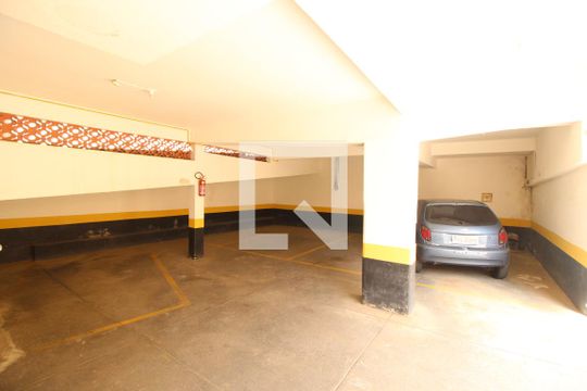 Estacionamento de apartamento à venda com 3 quartos, 88m² em Sion, Belo Horizonte