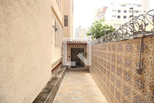 Entrada do prédio de apartamento à venda com 3 quartos, 88m² em Sion, Belo Horizonte