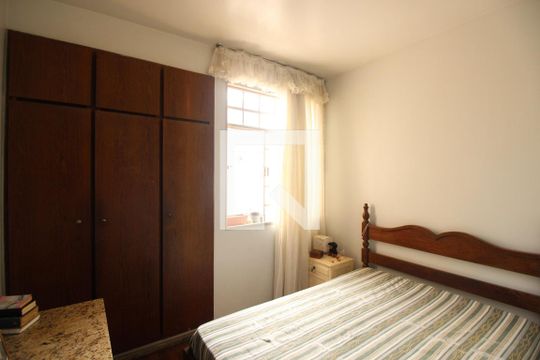 Quarto de apartamento à venda com 3 quartos, 88m² em Sion, Belo Horizonte
