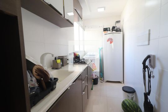 Cozinha de apartamento à venda com 2 quartos, 52m² em Santo Afonso, Novo Hamburgo