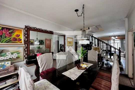 Sala de casa para alugar com 3 quartos, 187m² em Brooklin, São Paulo