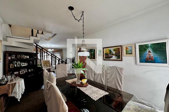 Sala de casa à venda com 3 quartos, 187m² em Brooklin, São Paulo