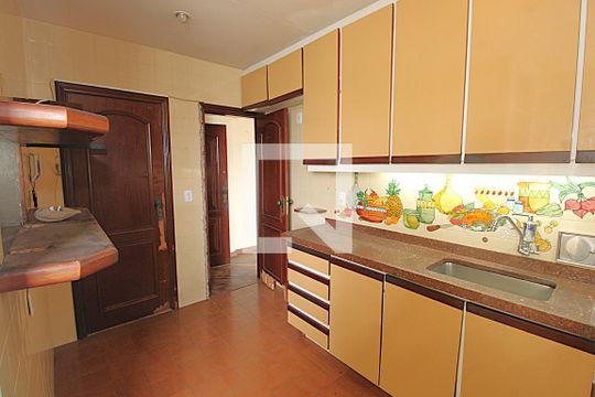 Cozinha de apartamento à venda com 2 quartos, 140m² em Méier, Rio de Janeiro