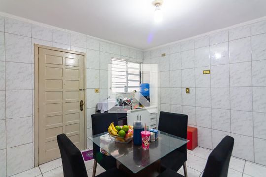 Cozinha 2 de casa à venda com 4 quartos, 250m² em Padroeira, Osasco