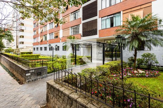 Fachada de apartamento à venda com 2 quartos, 78m² em Paraíso, São Paulo