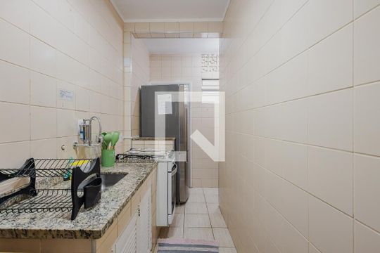 Cozinha de apartamento à venda com 2 quartos, 78m² em Paraíso, São Paulo