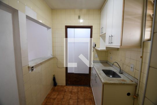 Cozinha de apartamento à venda com 1 quarto, 54m² em Centro, Campinas