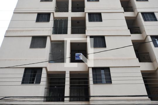 Placa de apartamento à venda com 1 quarto, 54m² em Centro, Campinas