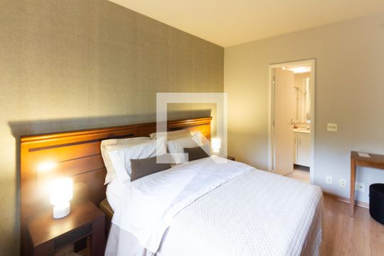 Quarto de apartamento para alugar com 1 quarto, 32m² em Jardim Europa, São Paulo