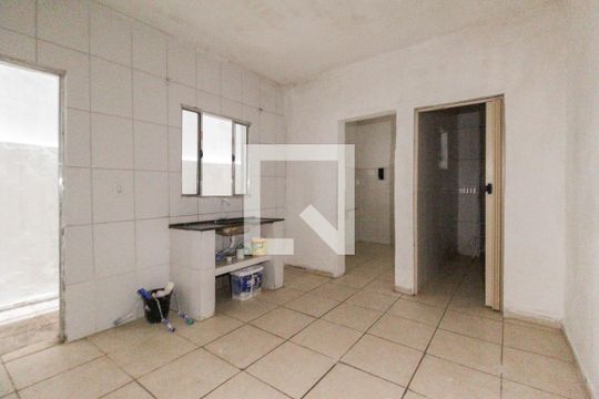 Sala/Cozinha de casa para alugar com 1 quarto, 45m² em Vila Cosmopolita, São Paulo