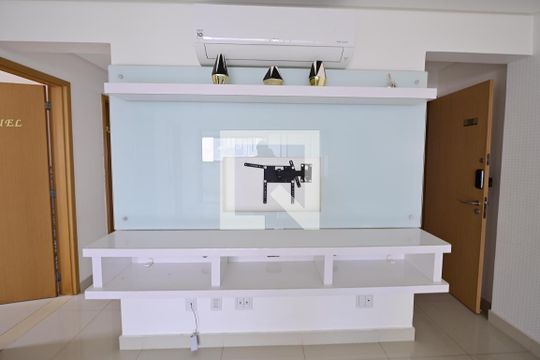 Sala de apartamento à venda com 3 quartos, 123m² em Setor Bueno, Goiânia