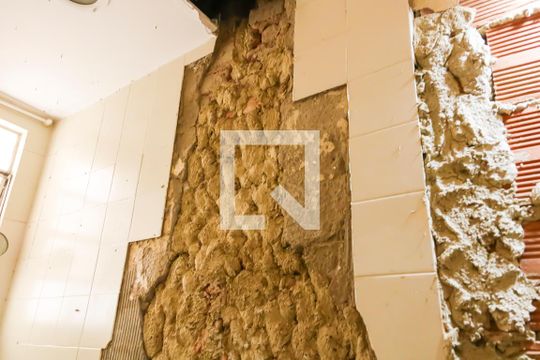 Banheiro Suite 1 de casa à venda com 2 quartos, 280m² em Encantado, Rio de Janeiro